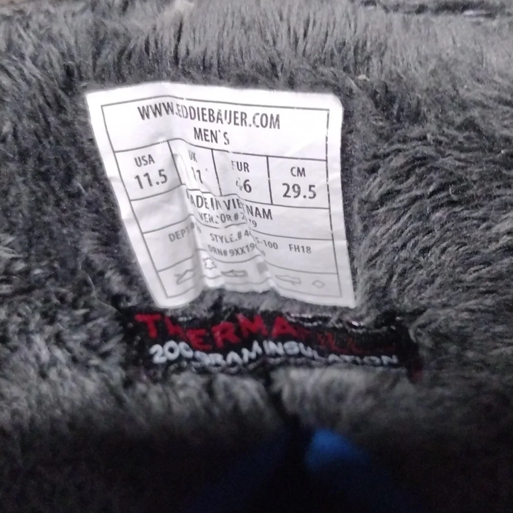 Eddie Bauer ThermaFill 200 gram insulation 11.5